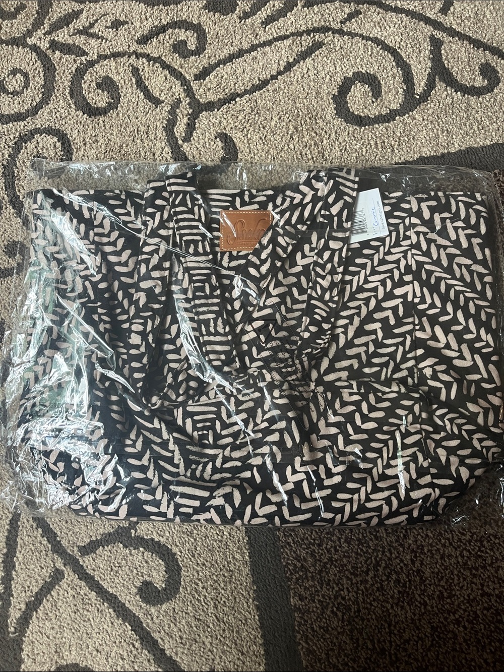 Sseko Black Tote with Cream Leaf-Pattern